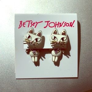 Betsey Johnson cat earrings